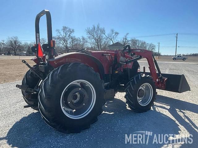 Image of Case IH Farmall 115A equipment image 4