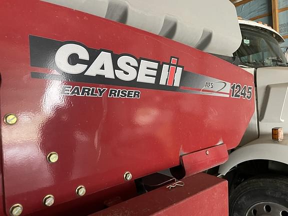 Image of Case IH 1245 equipment image 4