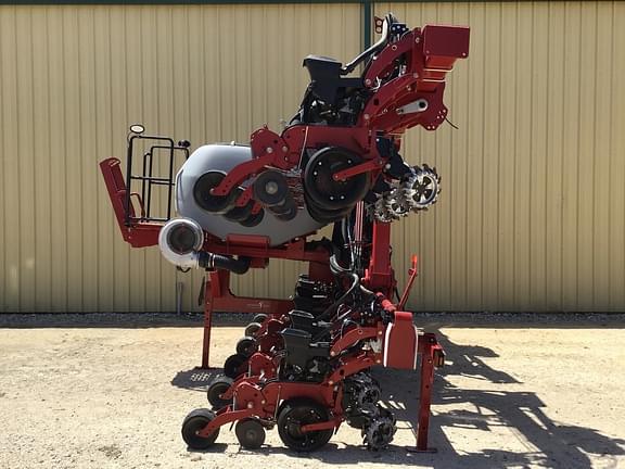 Image of Case IH 2130 equipment image 4