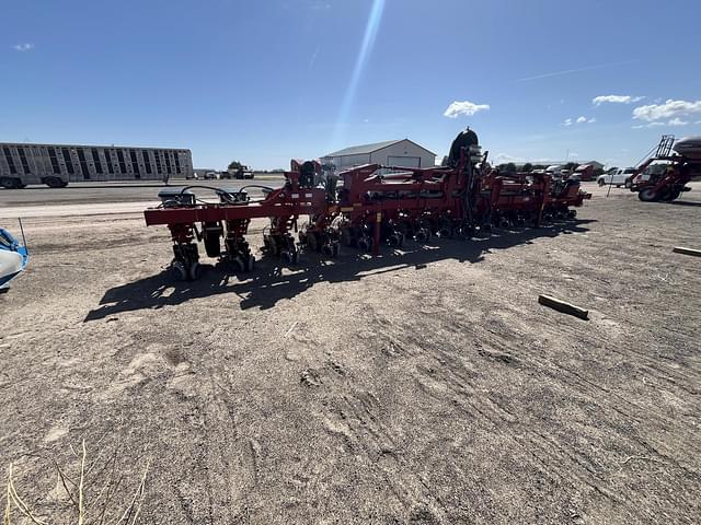 Image of Case IH 2130 equipment image 2