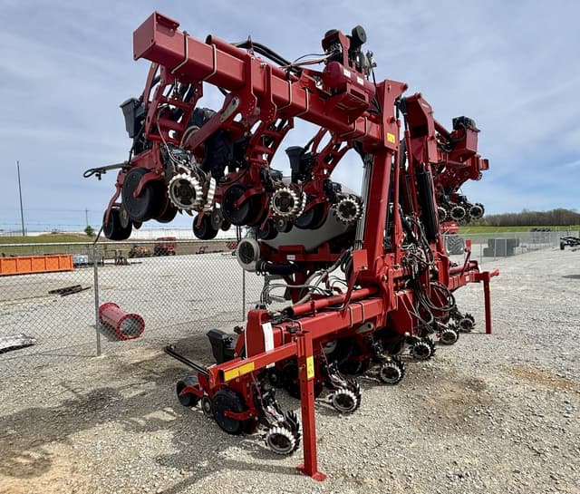 Image of Case IH 2130 equipment image 4