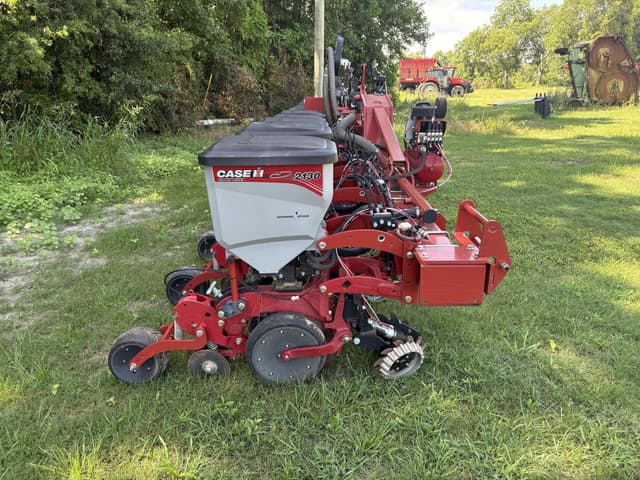 Image of Case IH 2130 equipment image 4