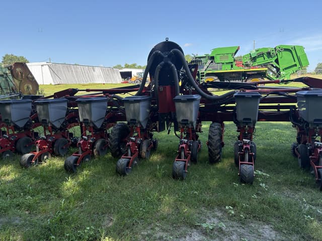 Image of Case IH 2130 equipment image 2