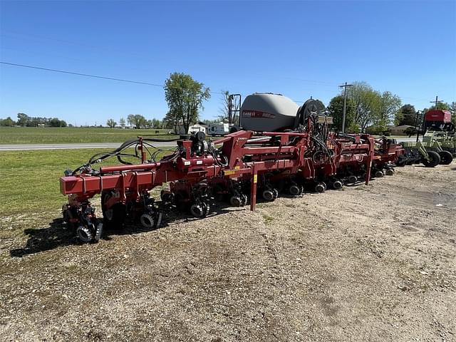 Image of Case IH 2130 equipment image 2