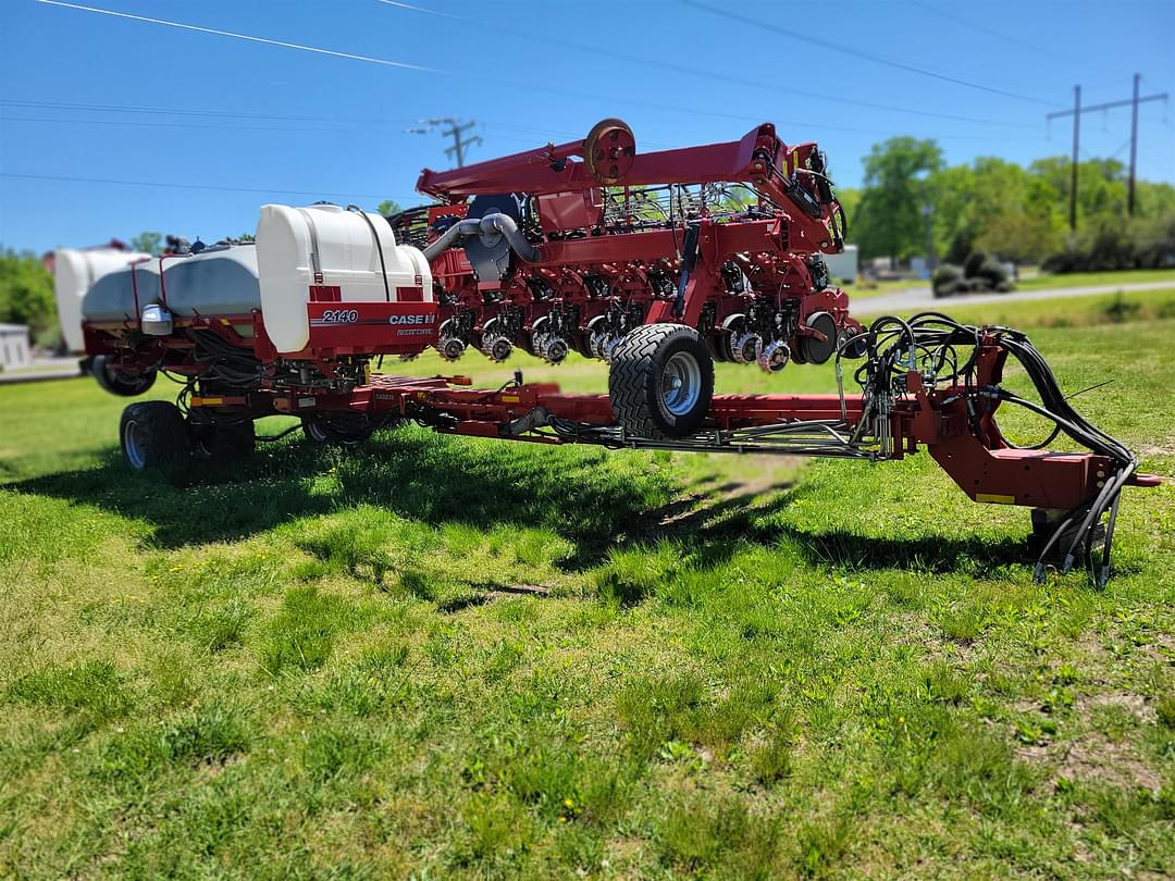 Image of Case IH 2140 Image 1