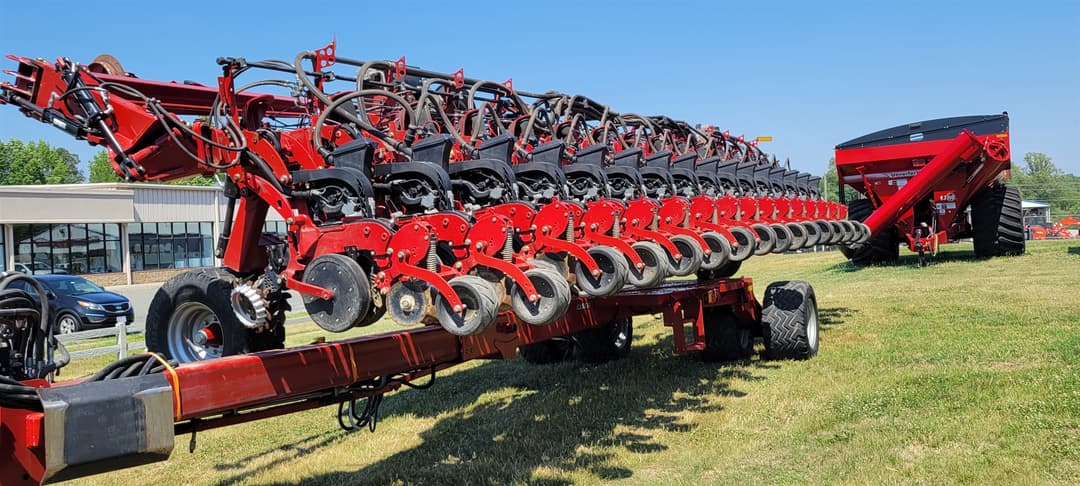Image of Case IH 2140 Primary image