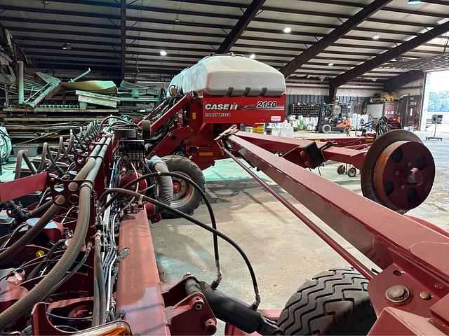 Image of Case IH 2140 equipment image 1