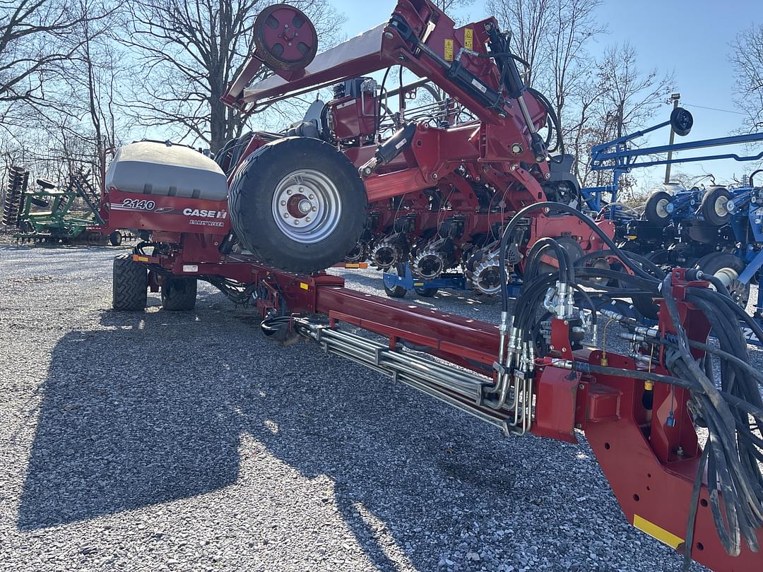 Image of Case IH 2140 Primary image