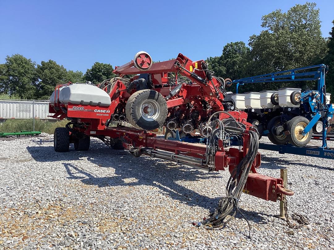 Image of Case IH 2140 Image 0