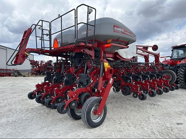 Image of Case IH 2150 equipment image 2