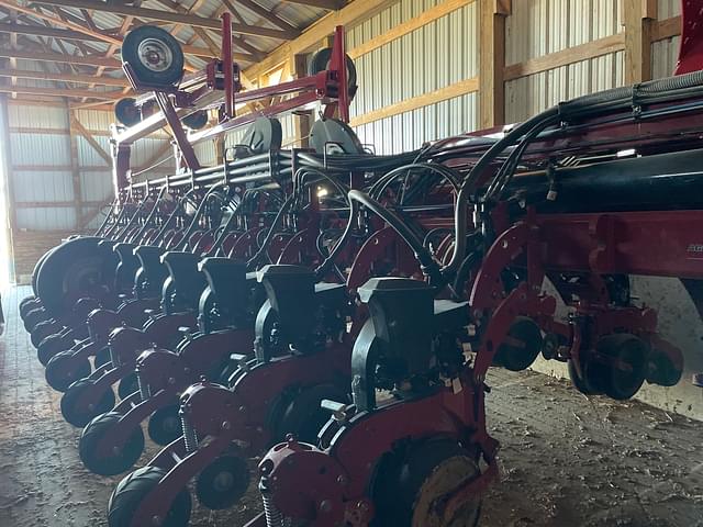 Image of Case IH 2150 equipment image 4