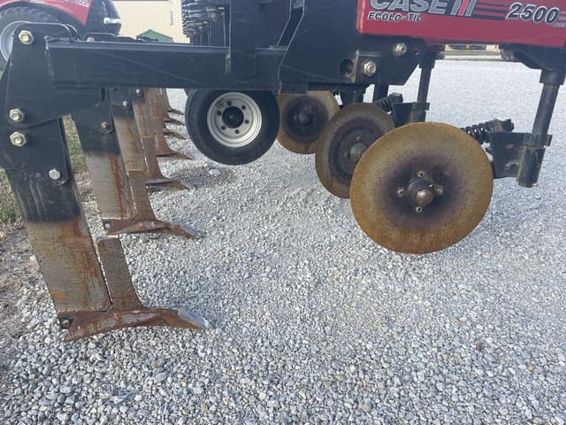 Image of Case IH 2500 Ecolo-Til equipment image 4