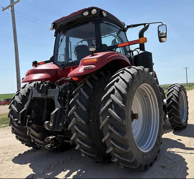 Image of Case IH Magnum 280 equipment image 2