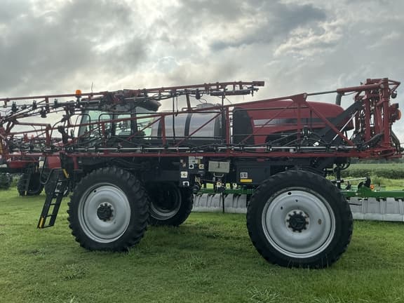 Image of Case IH 3240 Patriot equipment image 4