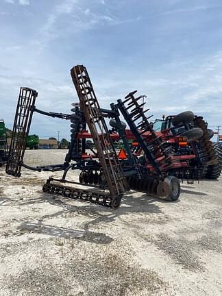 Image of Case IH 330 Turbo Till equipment image 4