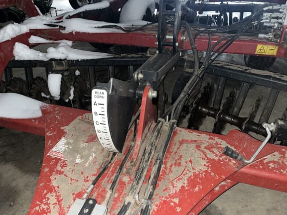 Image of Case IH 335VT equipment image 3