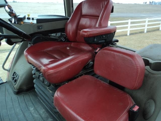 Image of Case IH Magnum 380 equipment image 3