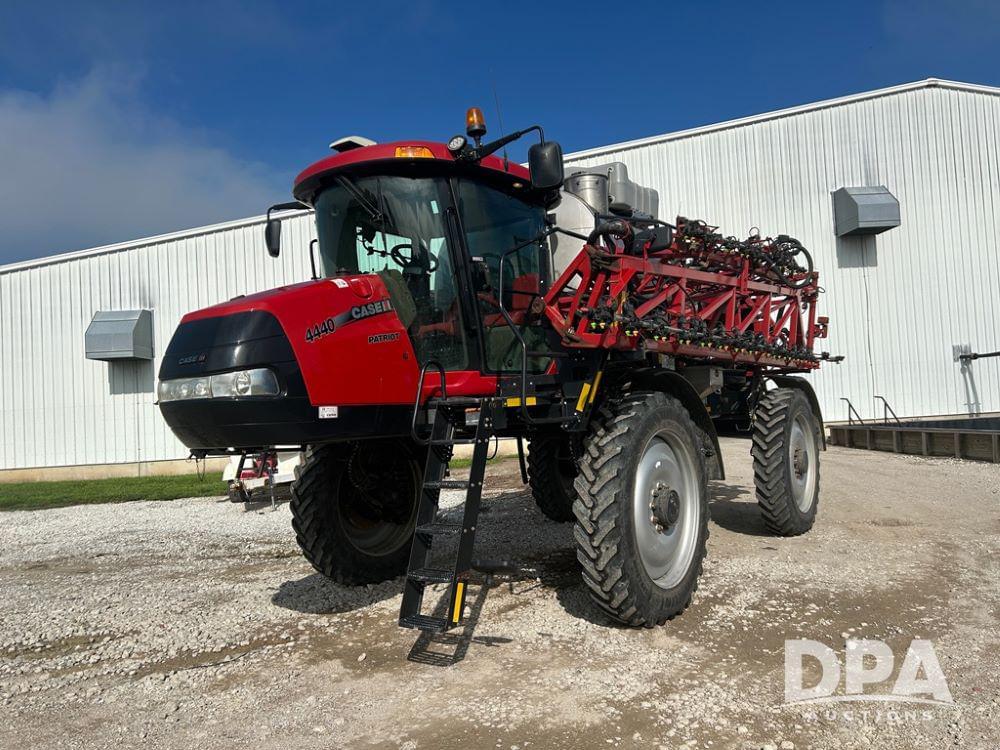 Image of Case IH Patriot 4440 Primary image