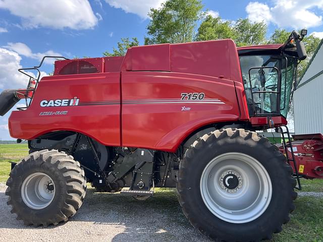 Image of Case IH 7150 equipment image 1