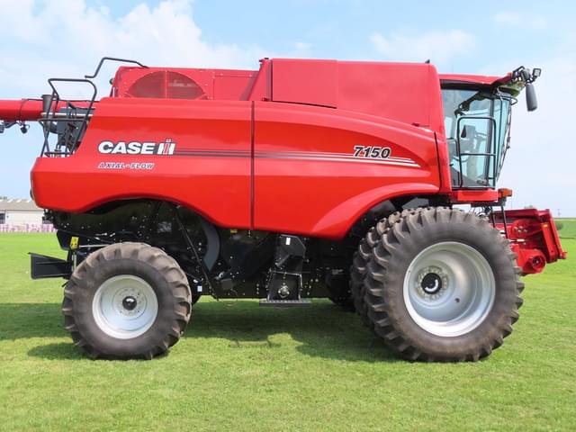 Image of Case IH 7150 equipment image 4