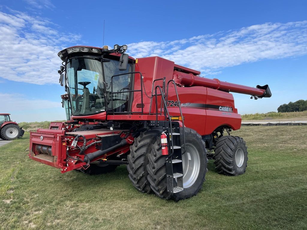 2020 Case IH 7240 Equipment Image0