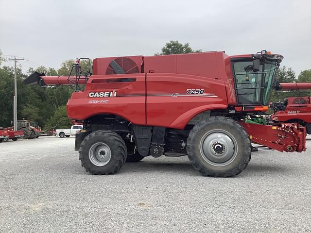 Image of Case IH 7250 equipment image 1