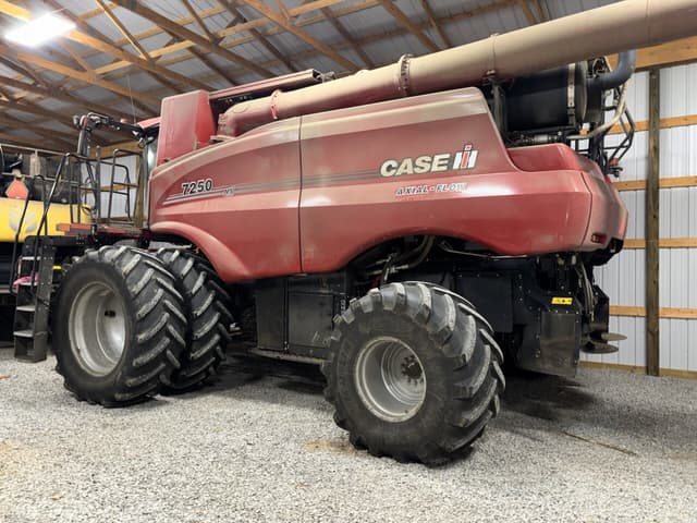 Image of Case IH 7250 equipment image 3