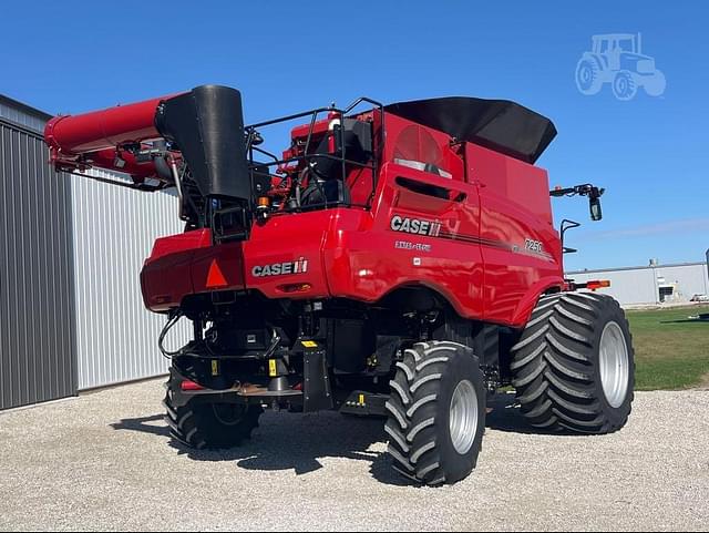 Image of Case IH 7250 equipment image 2