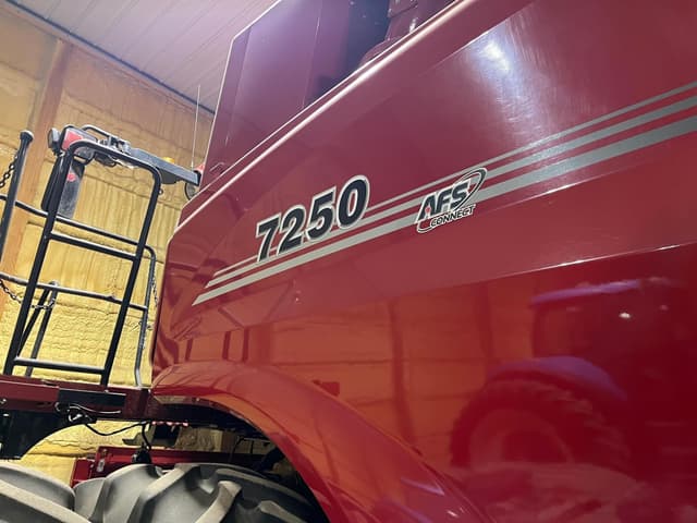 Image of Case IH 7250 equipment image 1