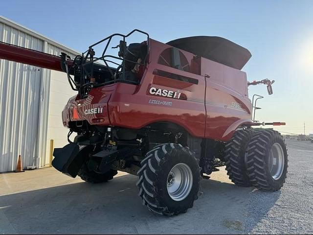 Image of Case IH 7250 equipment image 2