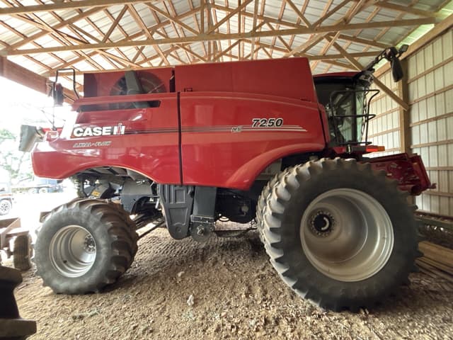 Image of Case IH 7250 equipment image 1