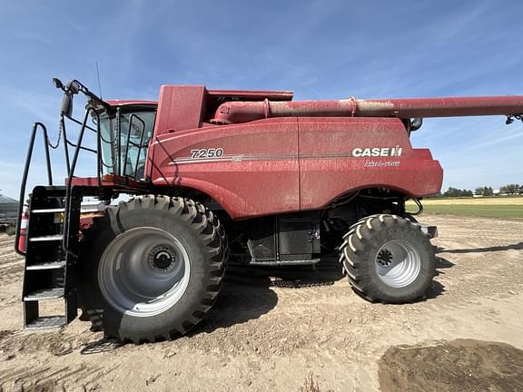 Image of Case IH 7250 equipment image 1