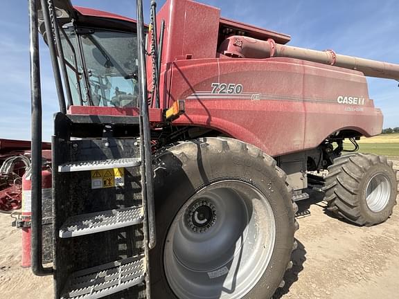 Image of Case IH 7250 equipment image 1