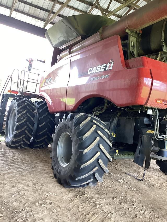 Image of Case IH 8250 equipment image 4