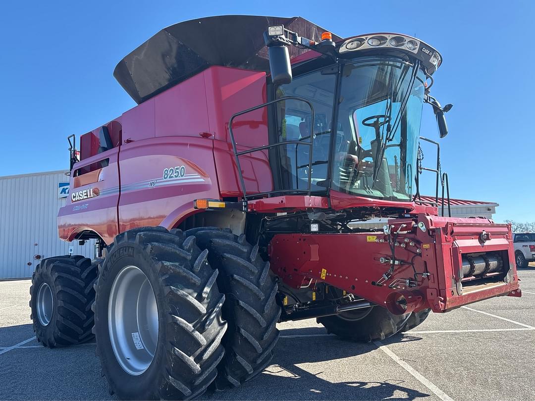 Image of Case IH 8250 Primary image