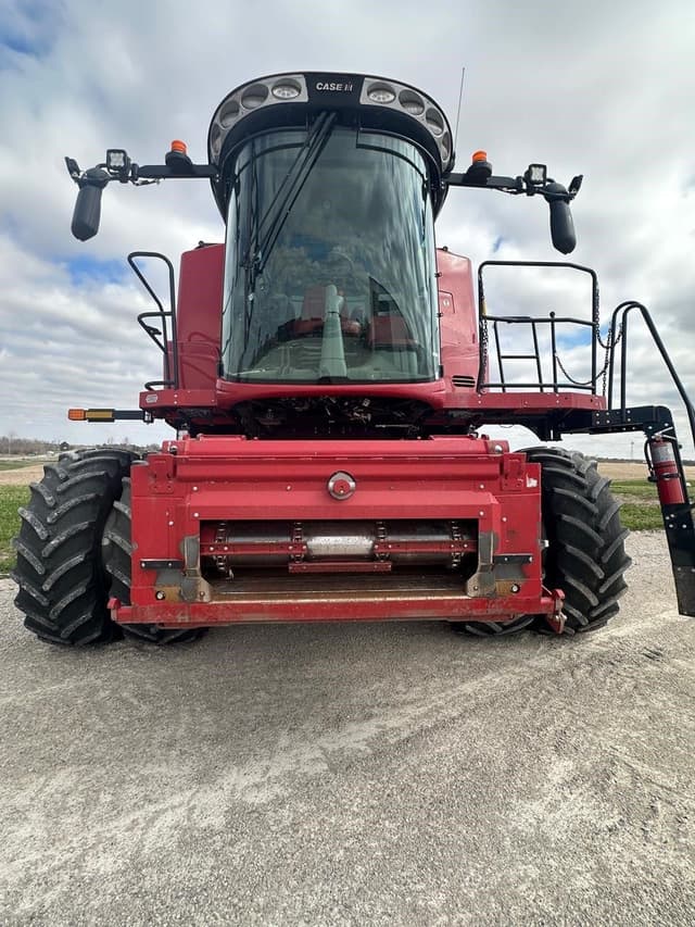 Image of Case IH 8250 equipment image 1