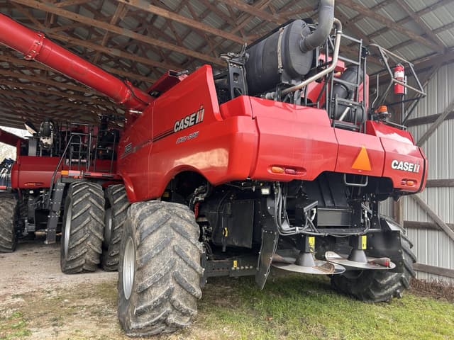 Image of Case IH 8250 equipment image 2