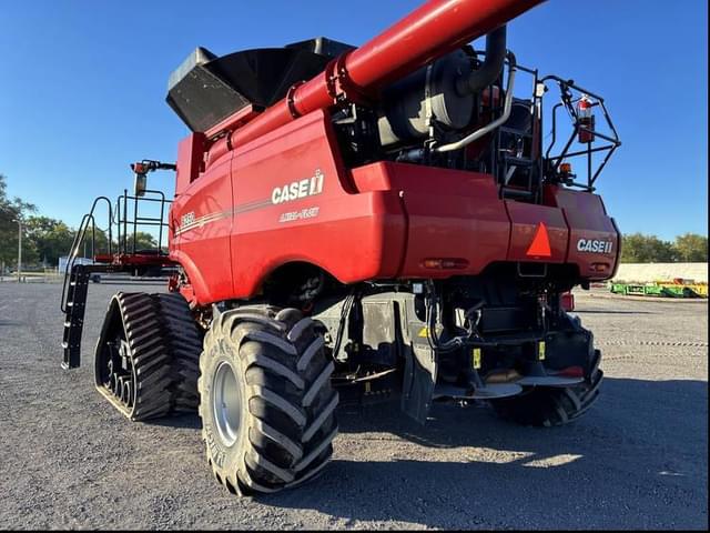 Image of Case IH 8250 equipment image 3