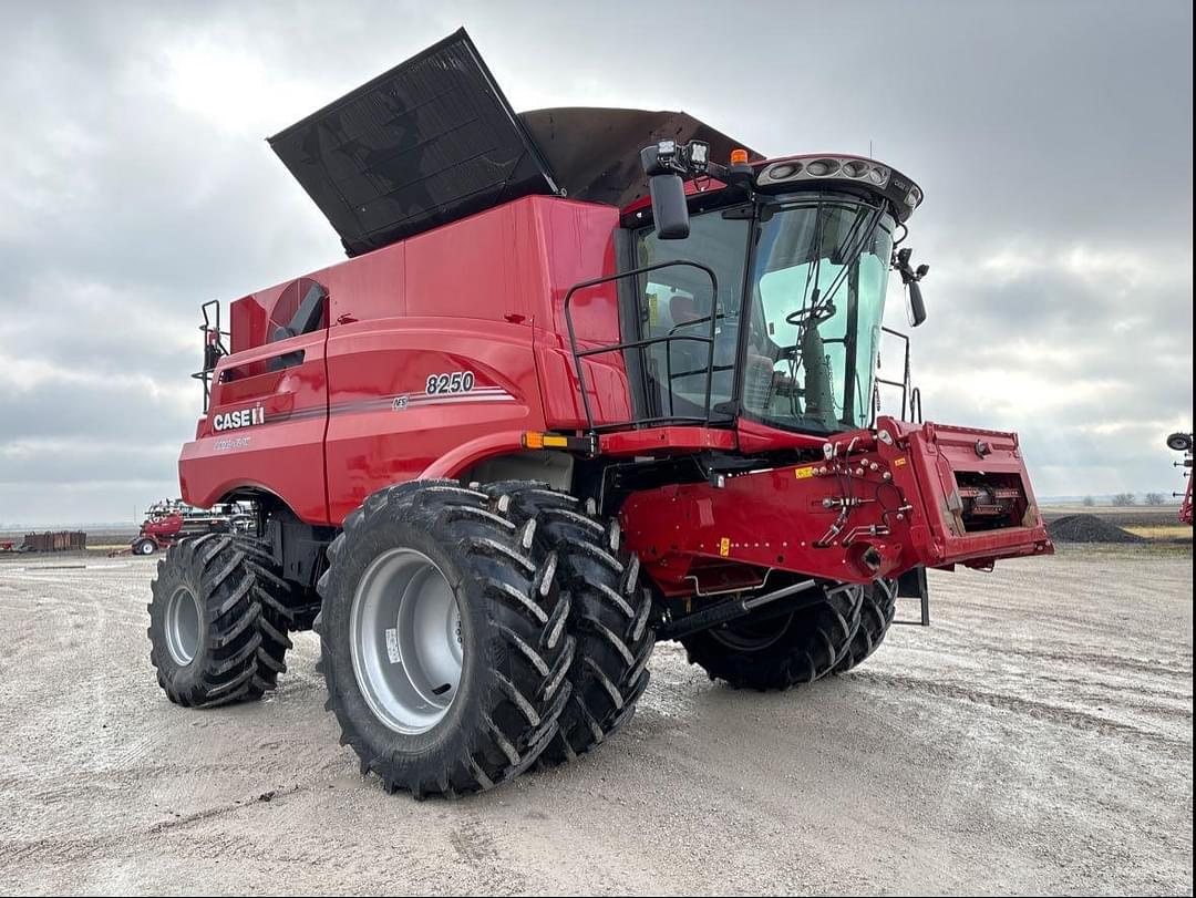 Image of Case IH 8250 Primary image