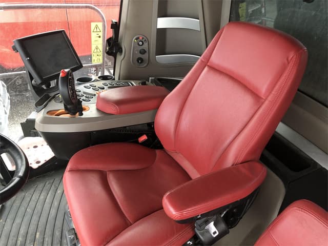 Image of Case IH 8250 equipment image 4