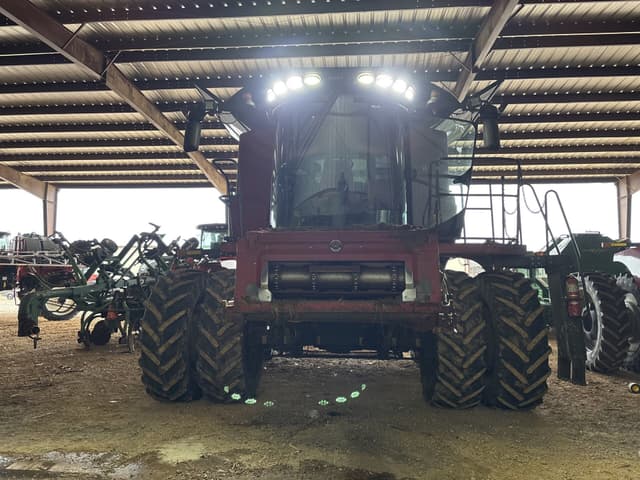 Image of Case IH 8250 equipment image 4