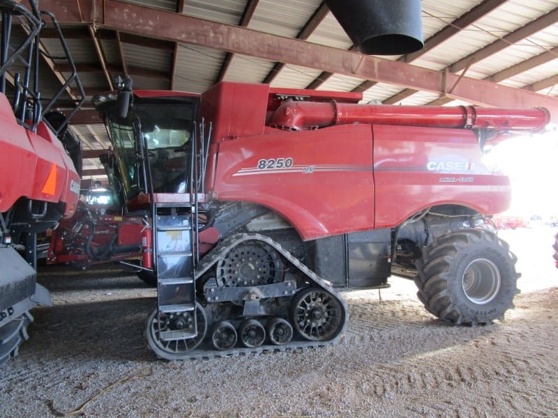 Main image Case IH 8250