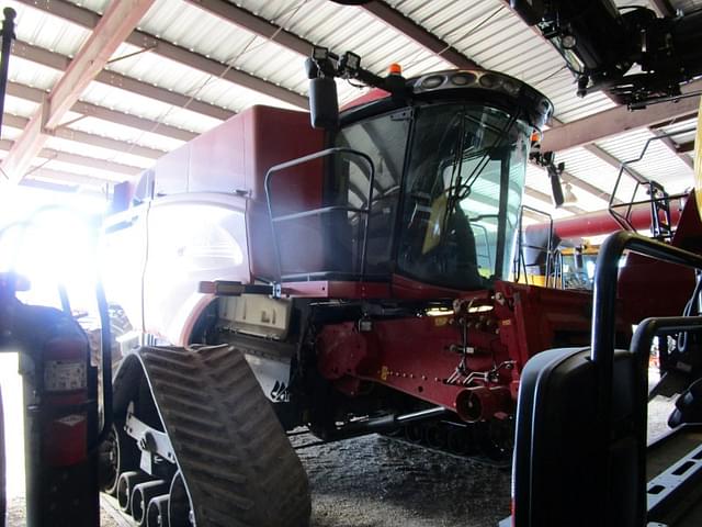 Image of Case IH 8250 equipment image 4