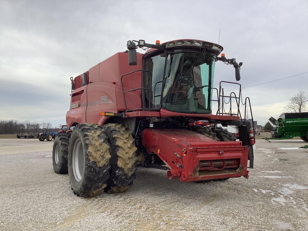 Image of Case IH 8250 Primary image