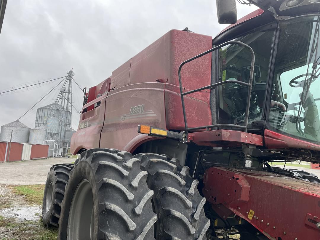 Image of Case IH 8250 Primary image