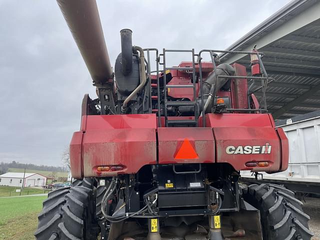 Image of Case IH 8250 equipment image 3