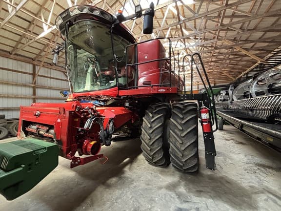 Image of Case IH 8250 equipment image 1