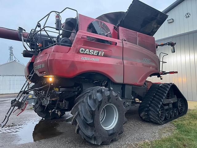 Image of Case IH 8250 equipment image 4