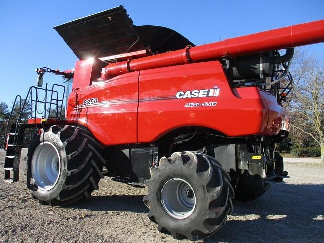 Image of Case IH 8250 equipment image 4