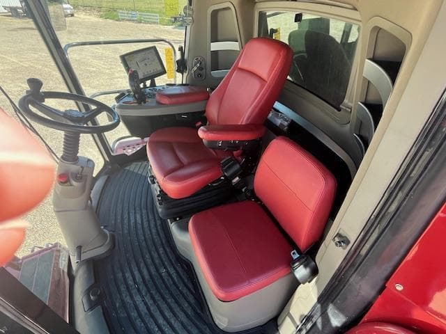 Image of Case IH 8250 equipment image 4